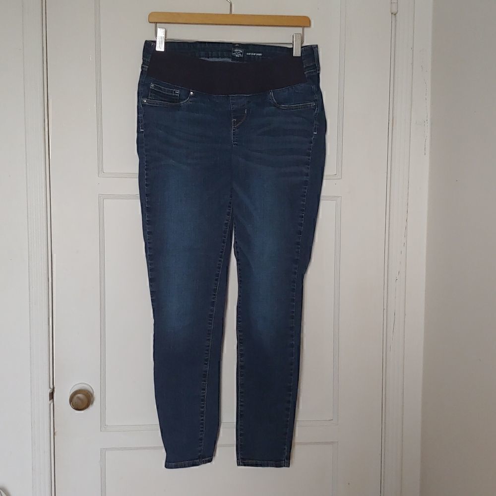 Signature by Levi Strauss & Co. Gold Label Women's Maternity Skinny Jeans M